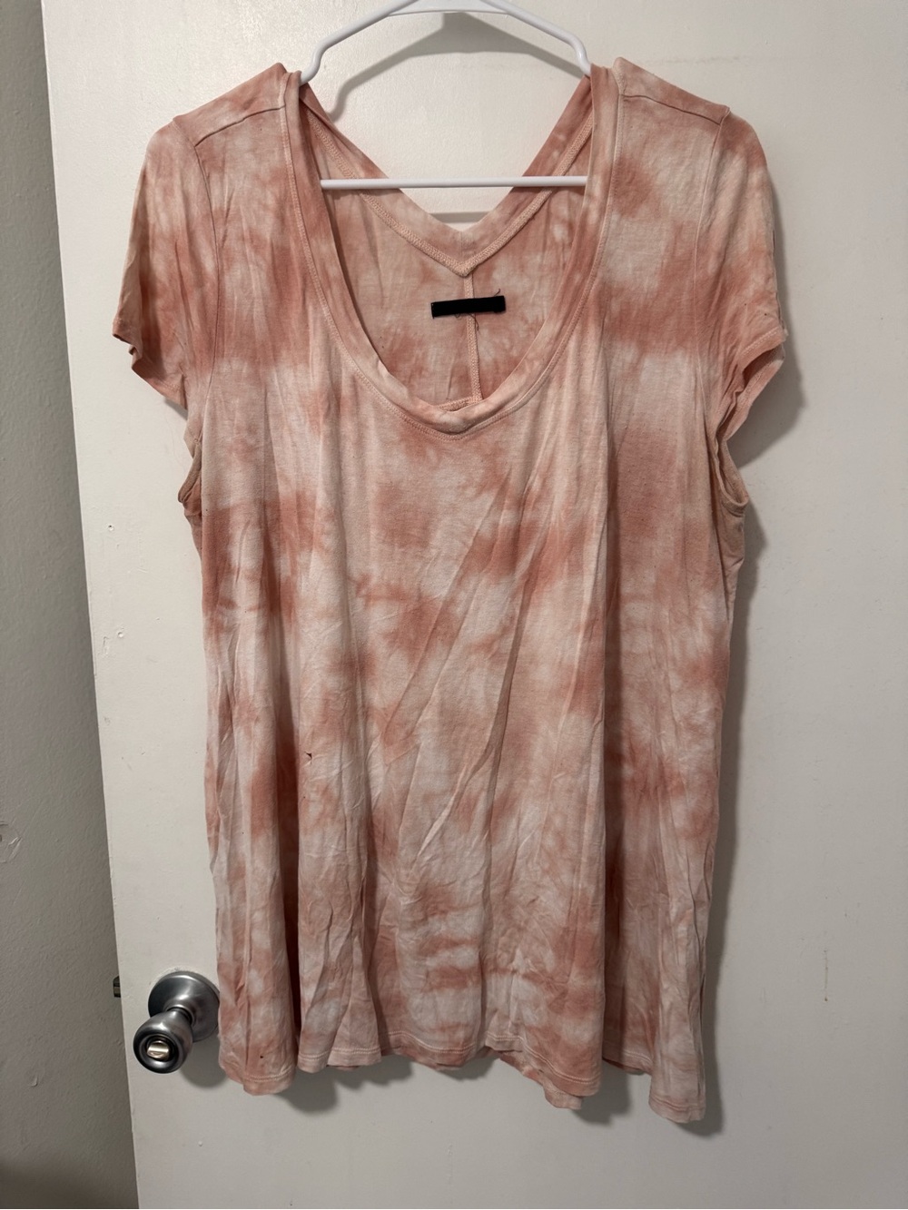 Blush Tie-Dye V-Neck Tee